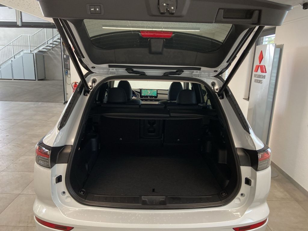 Mitsubishi Plug-in Hybrid Outlander