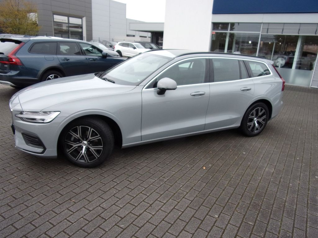 Volvo V60 2023