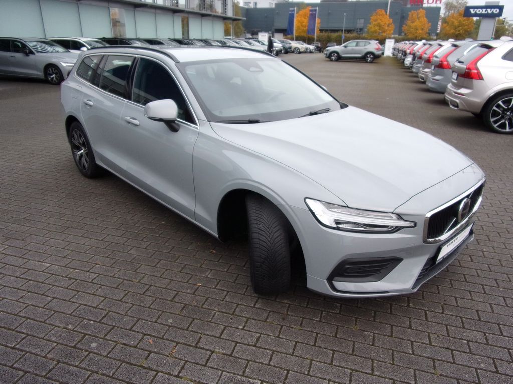 Volvo V60 2023
