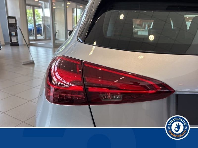 Mercedes-Benz A 180 2024