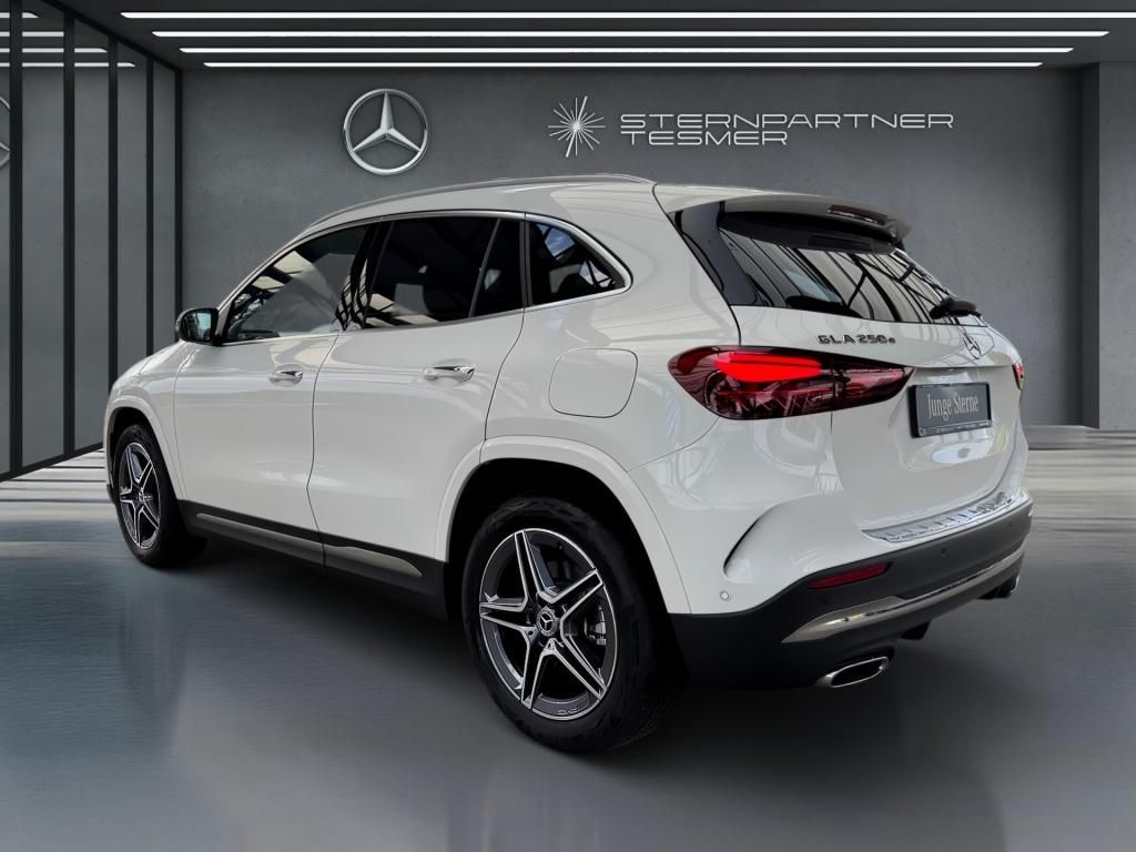 Mercedes-Benz GLA 250 2024