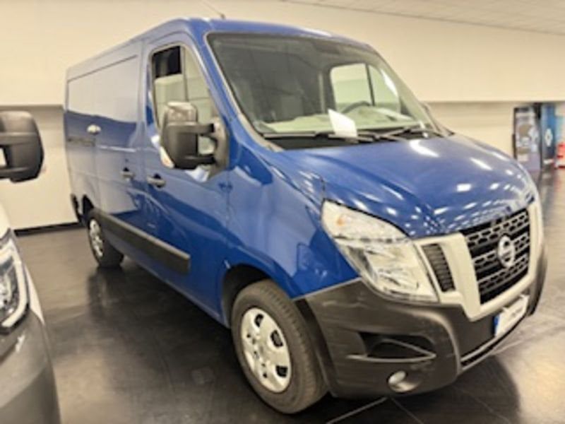 Nissan NV400 2016