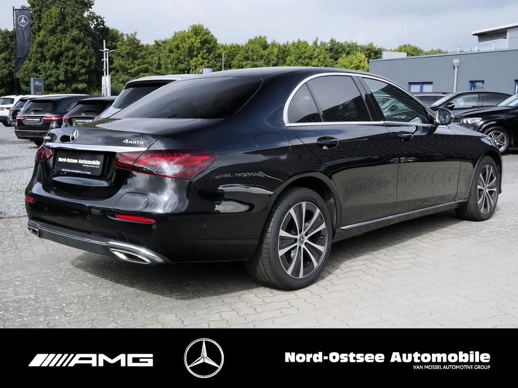 Mercedes-Benz E 300 2022