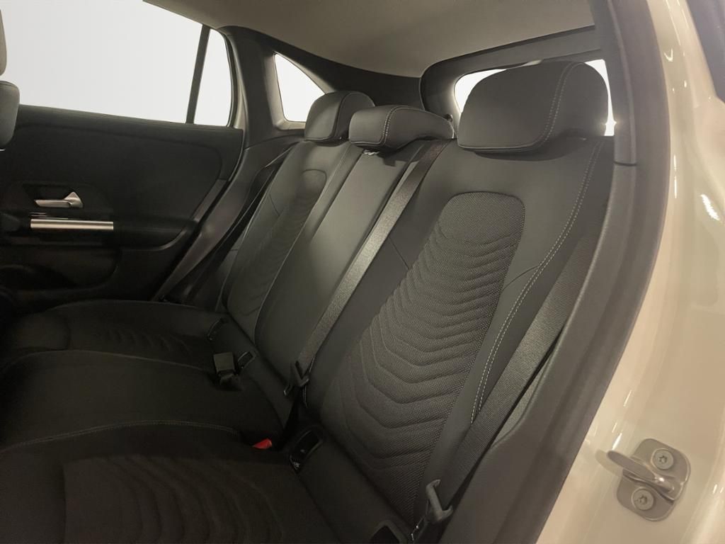 Mercedes-Benz GLA 180 2024