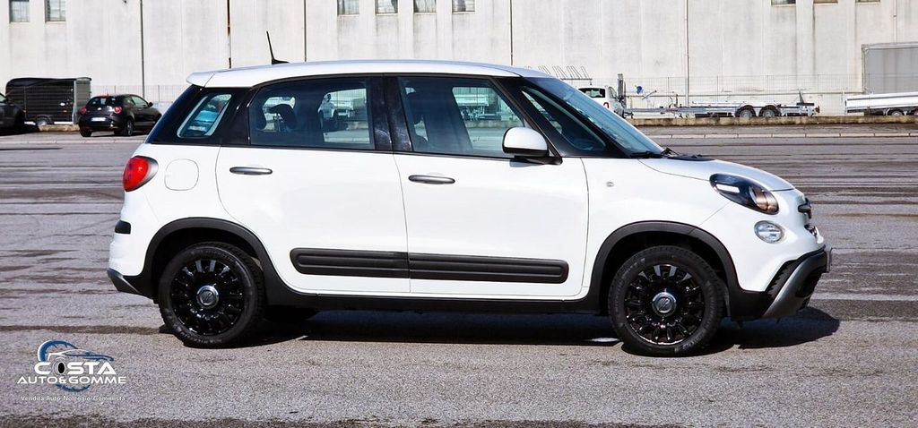 Fiat 500L Cross 2022