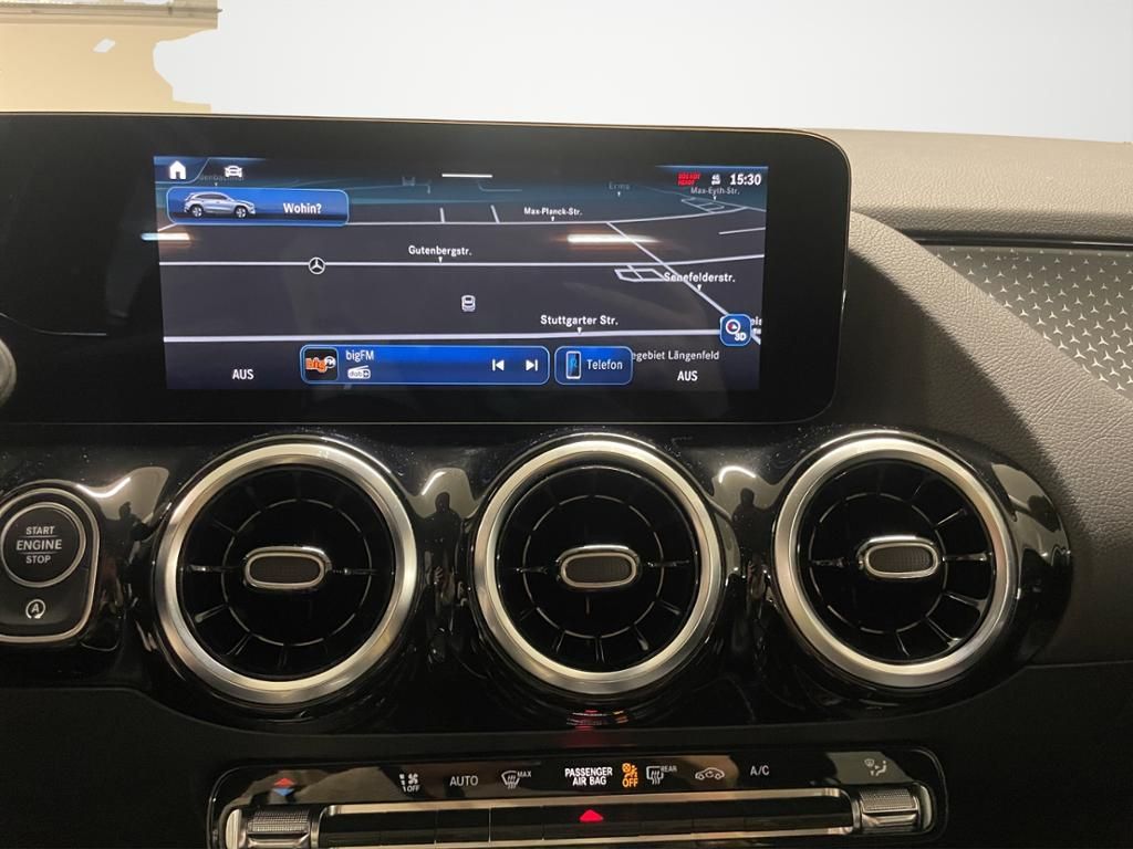 Mercedes-Benz GLA 180 2024