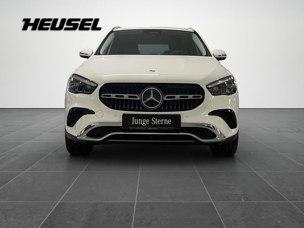 Mercedes-Benz GLA 180 2024