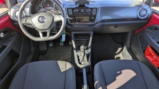 Volkswagen up! 2018
