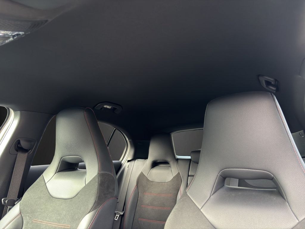 Mercedes-Benz A 180 2024