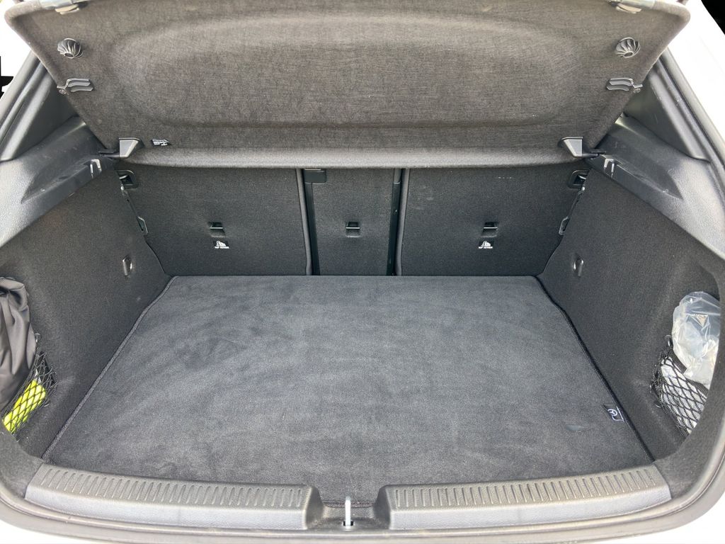 Mercedes-Benz A 180 2024