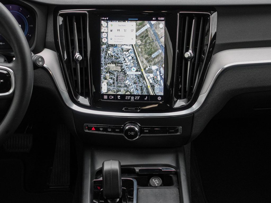 Volvo V60 Cross Country 2023