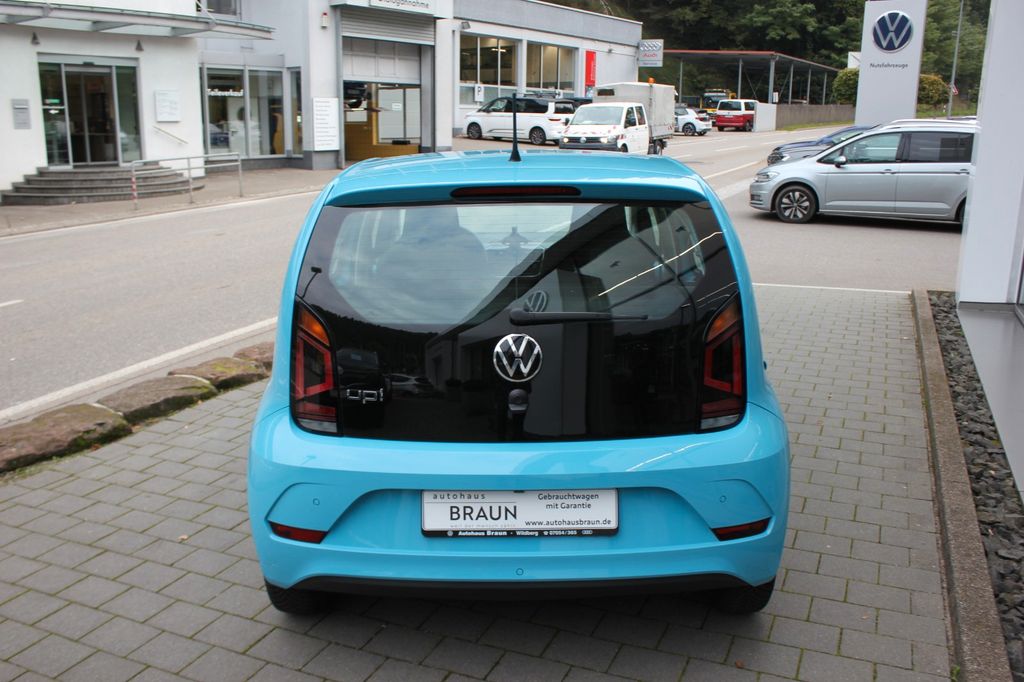 Volkswagen up! 2023