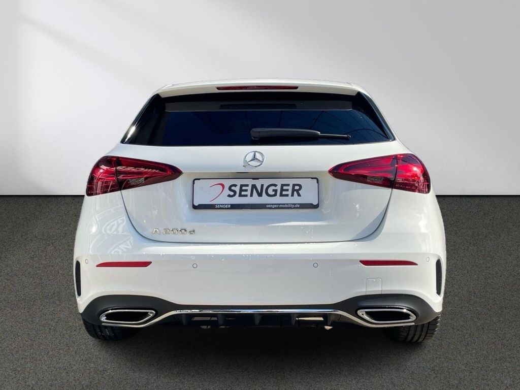Mercedes-Benz A 200 2025