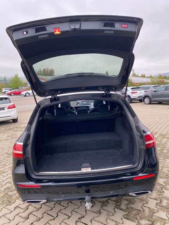 Mercedes-Benz E 300 2021