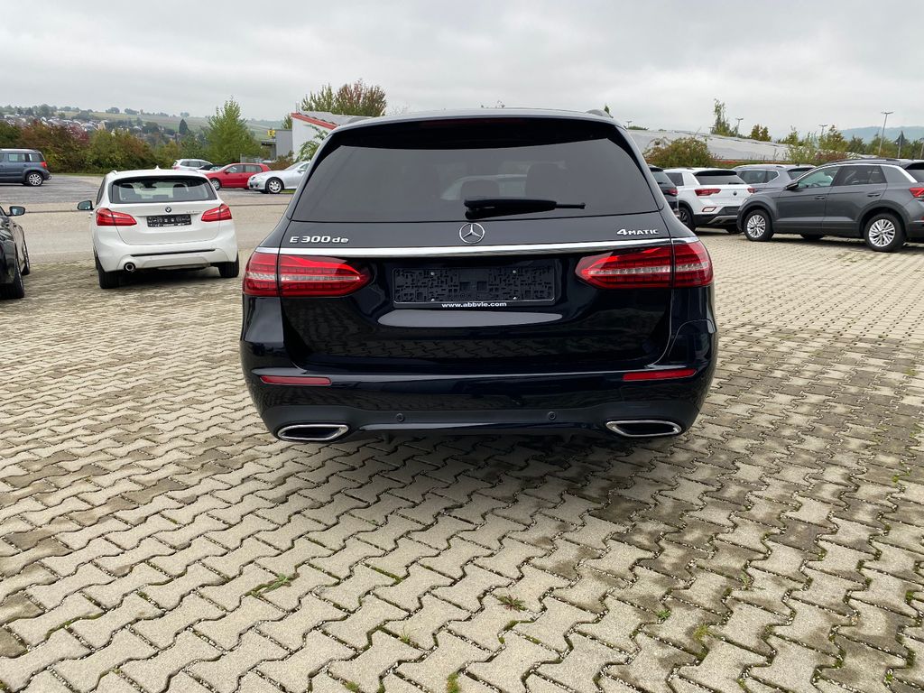 Mercedes-Benz E 300 2021