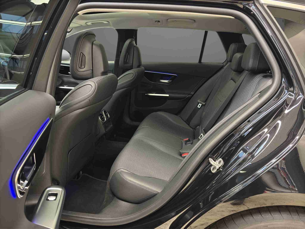 Mercedes-Benz C 200 2024