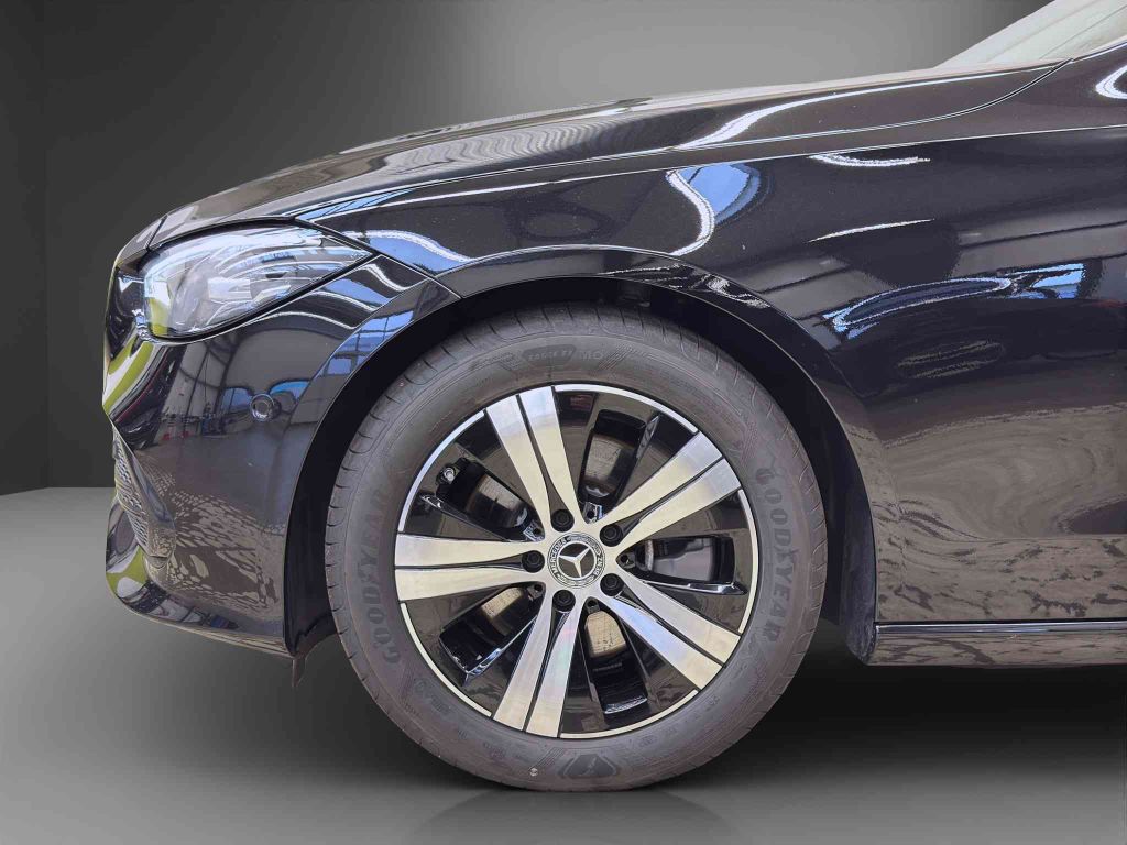 Mercedes-Benz C 200 2024