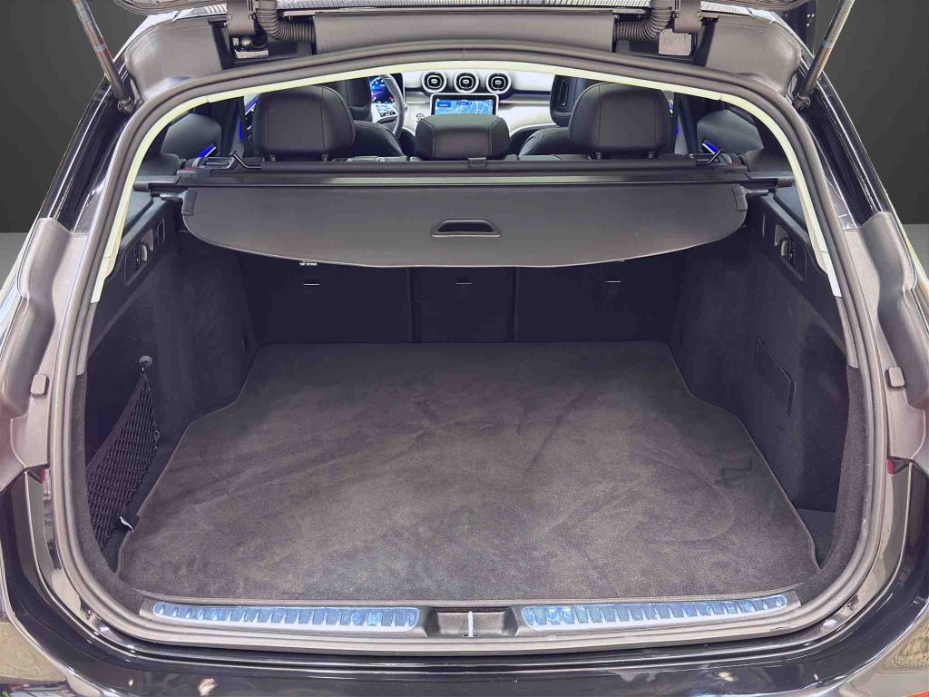 Mercedes-Benz C 200 2024