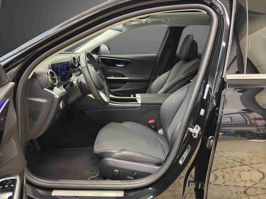 Mercedes-Benz C 200 2024