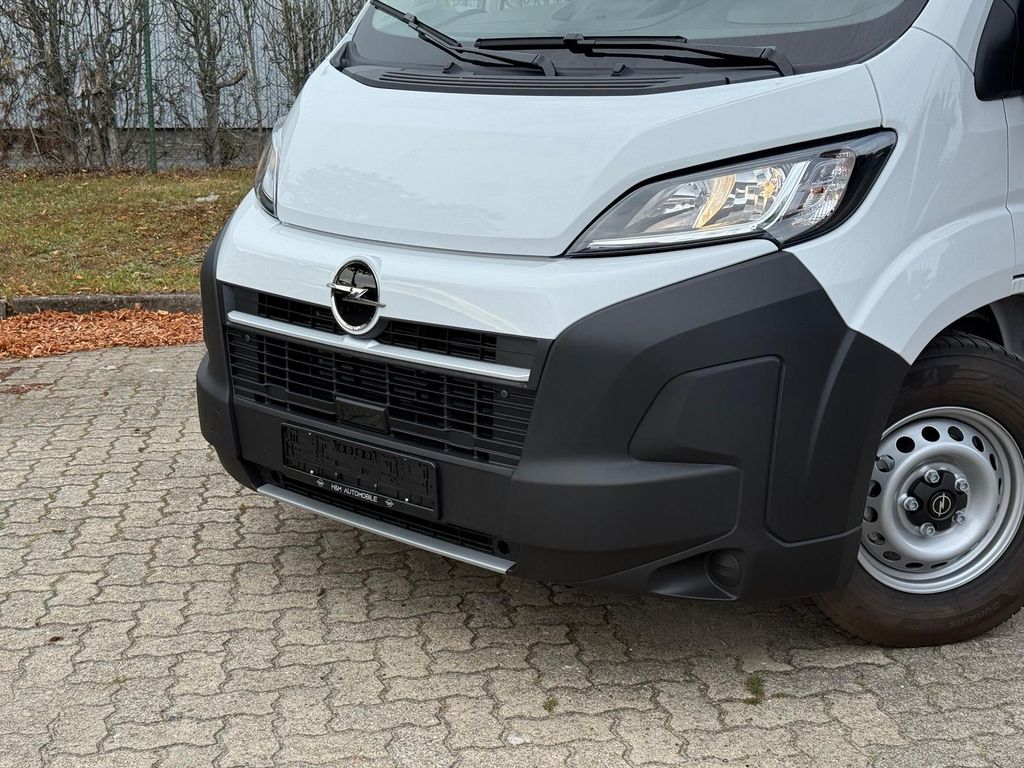 Opel Movano 2025