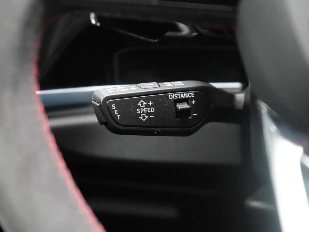 Audi RSQ3 2022