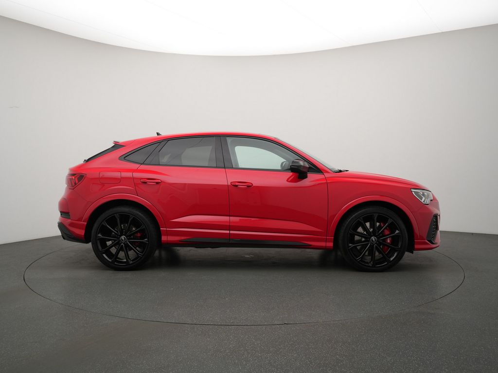 Audi RSQ3 2022