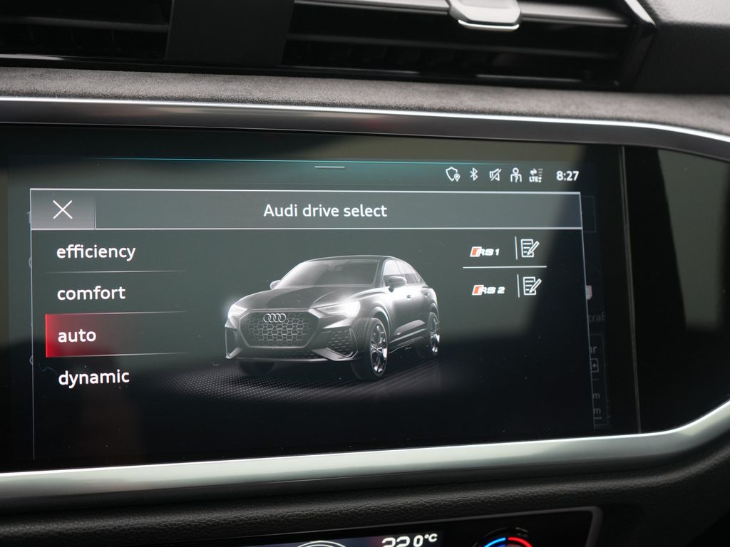 Audi RSQ3 2022