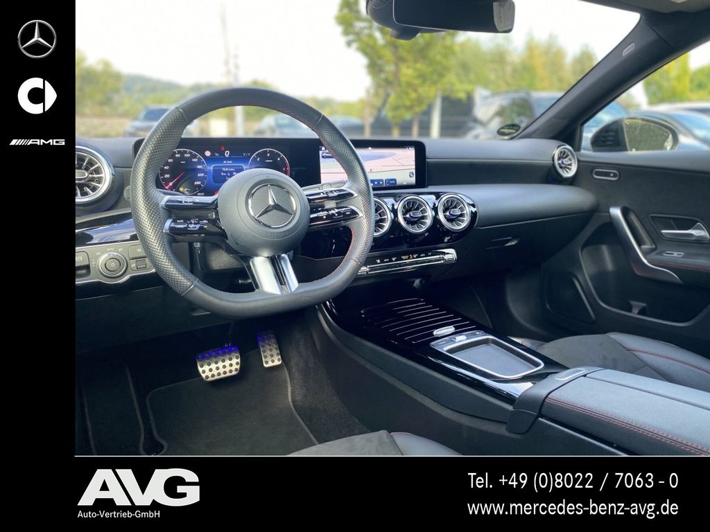 Mercedes-Benz A 220 2024