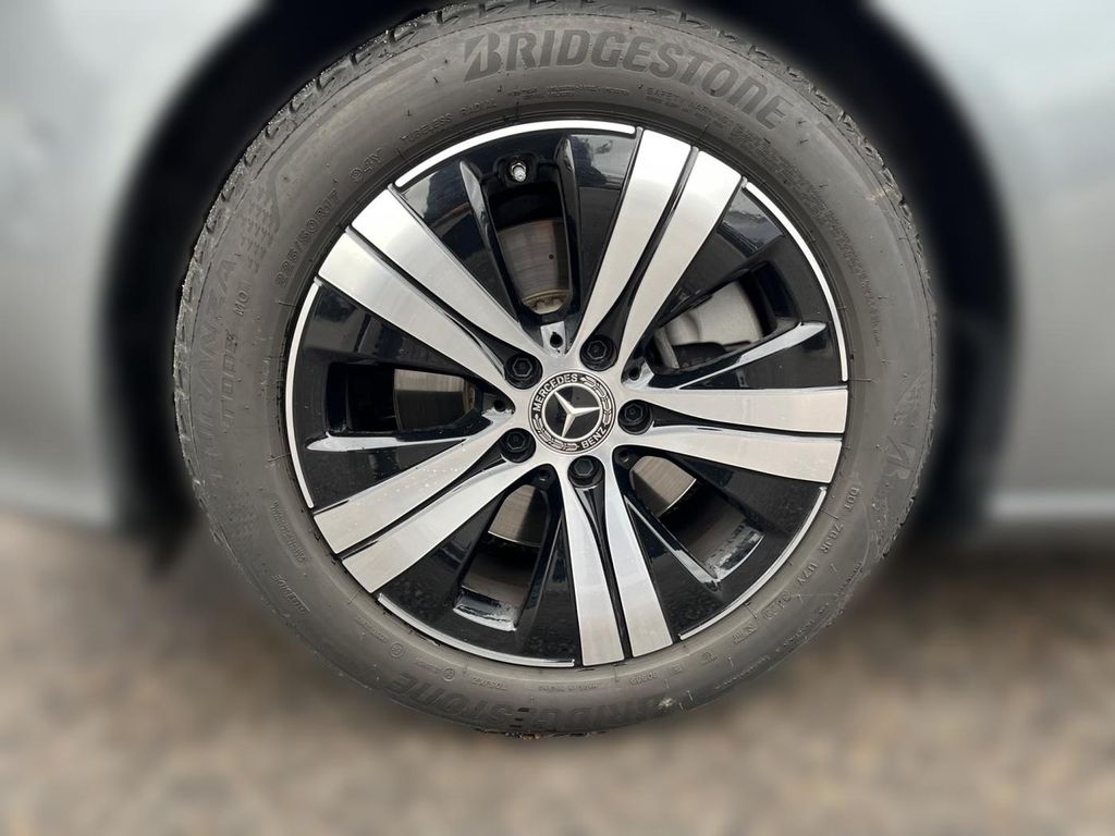 Mercedes-Benz C 220 2024