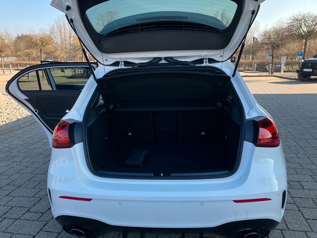 Mercedes-Benz A 35 AMG 2025