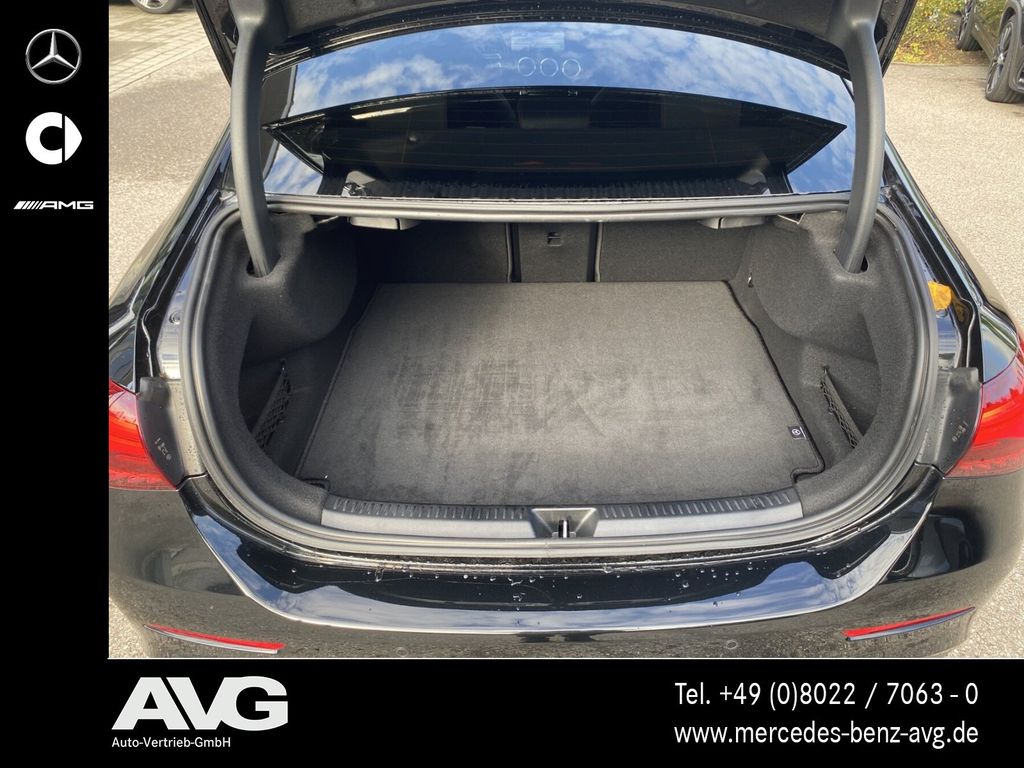 Mercedes-Benz A 220 2024