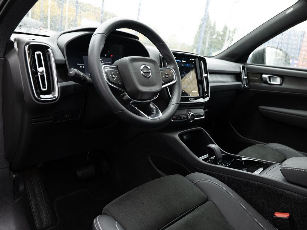 Volvo XC40 2022