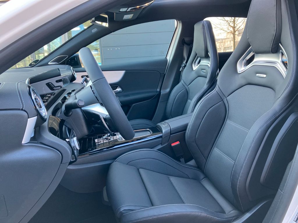 Mercedes-Benz A 35 AMG 2025