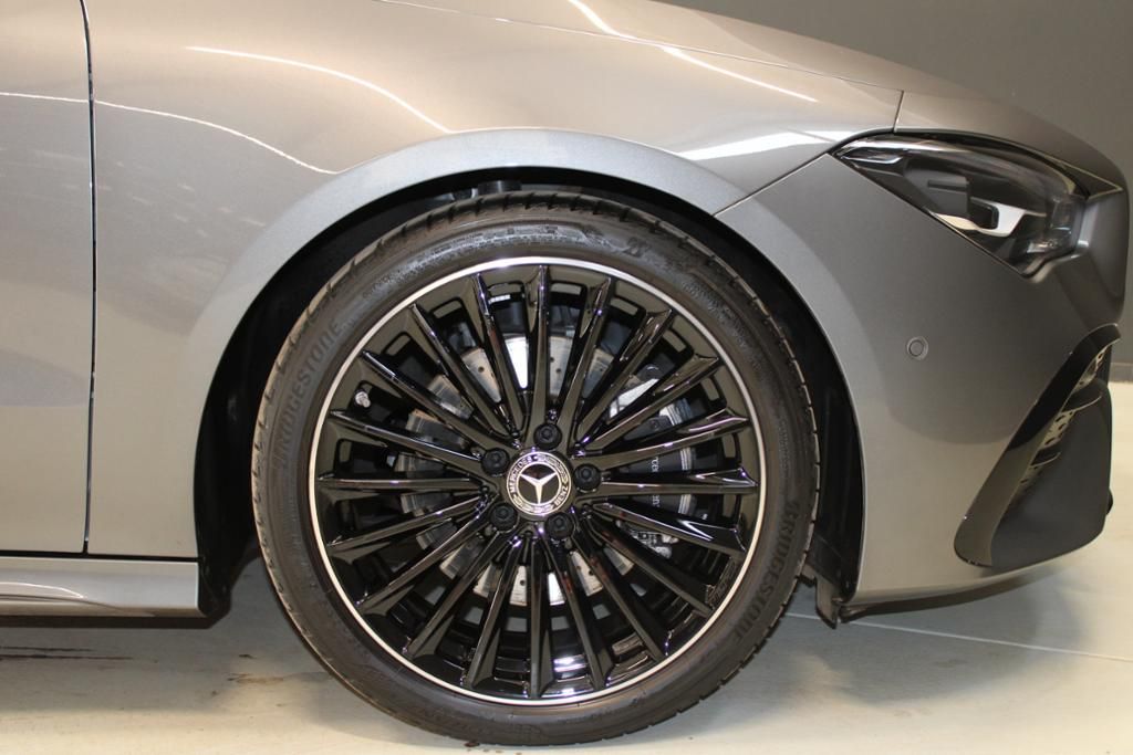 Mercedes-Benz CLA 200 2024