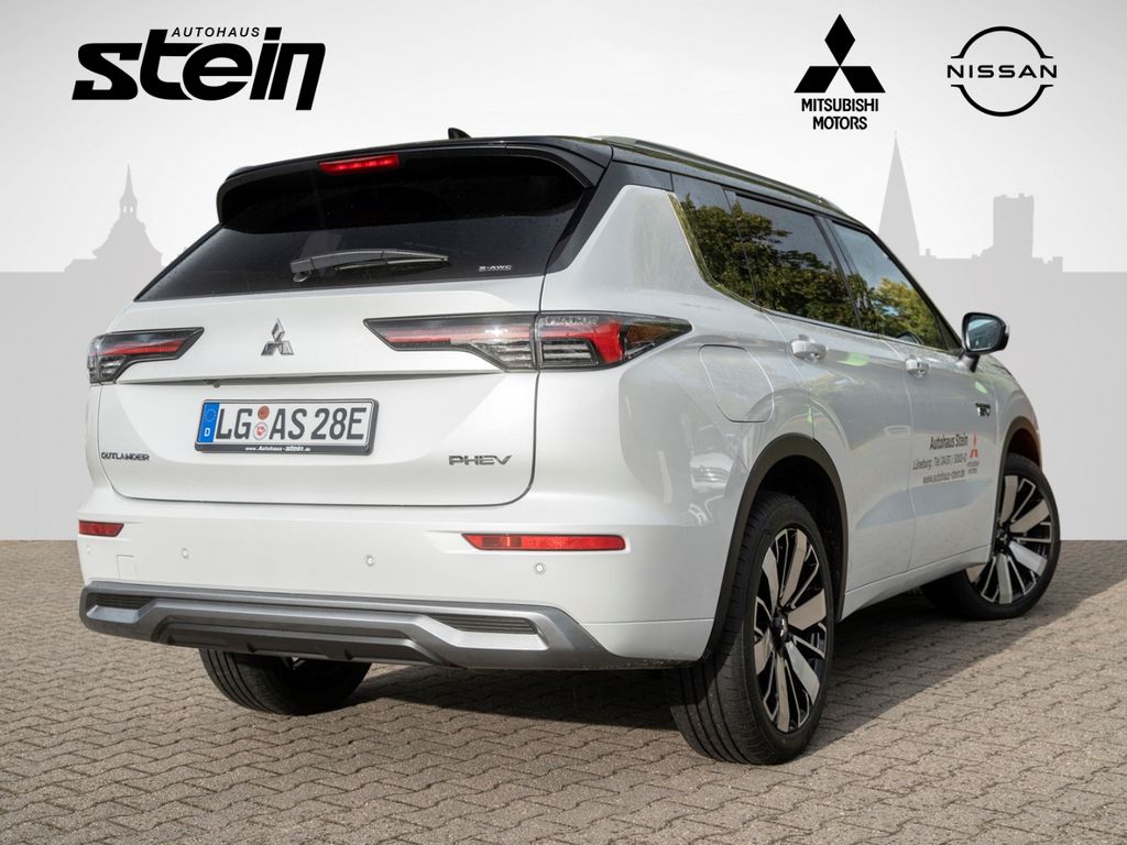Mitsubishi Outlander 2025