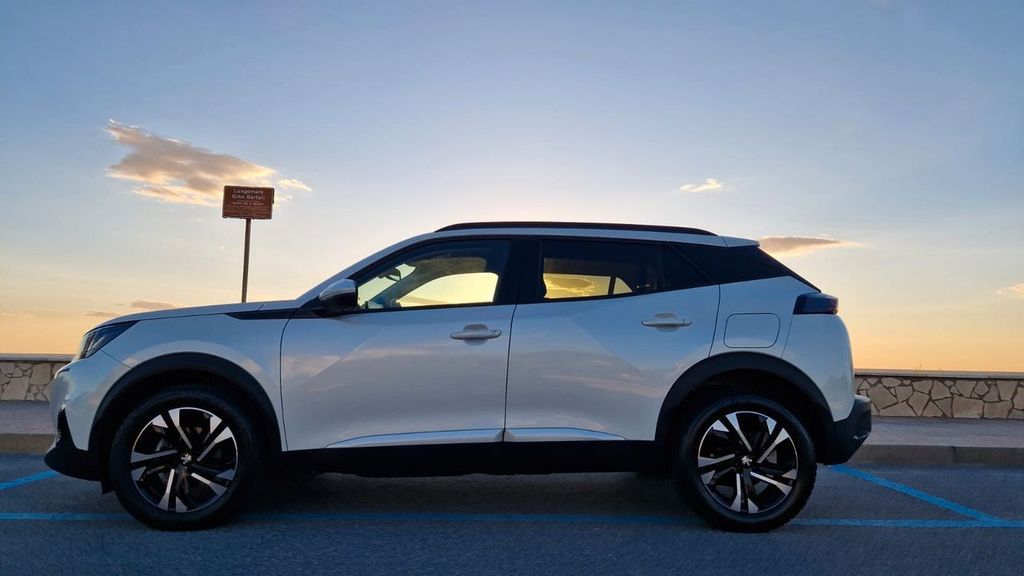 Peugeot 2008 2021