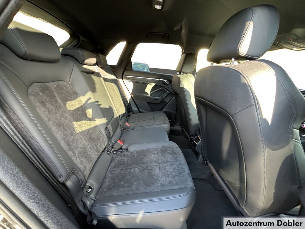 Audi RSQ3 2021