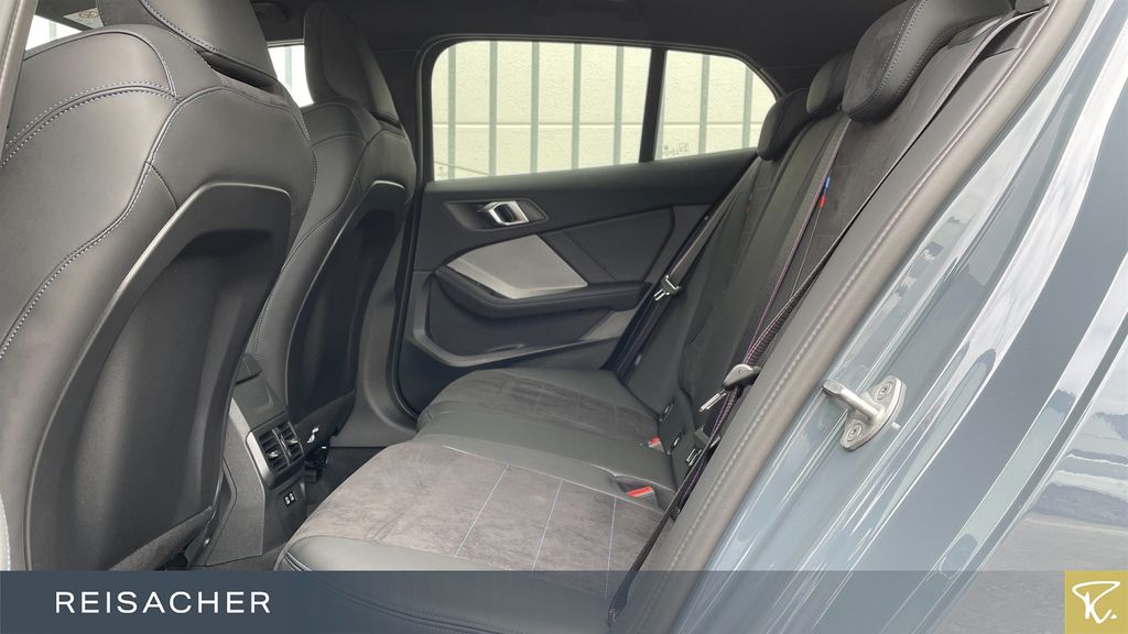 BMW 123 2025