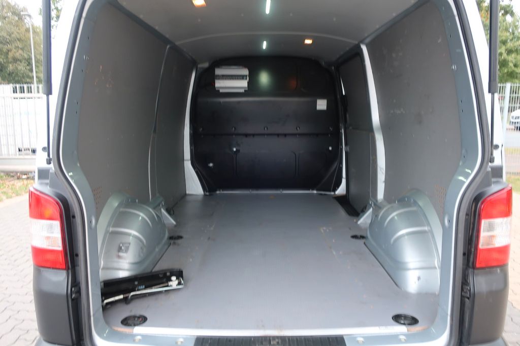 Volkswagen T5 Transporter 2015