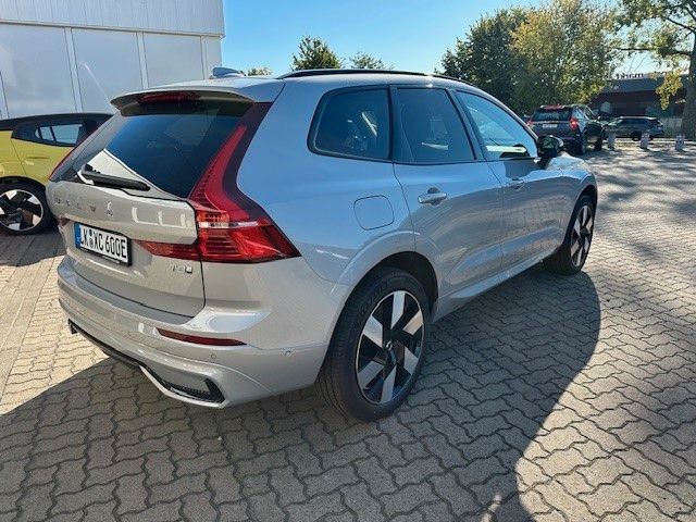 Volvo XC60 2025