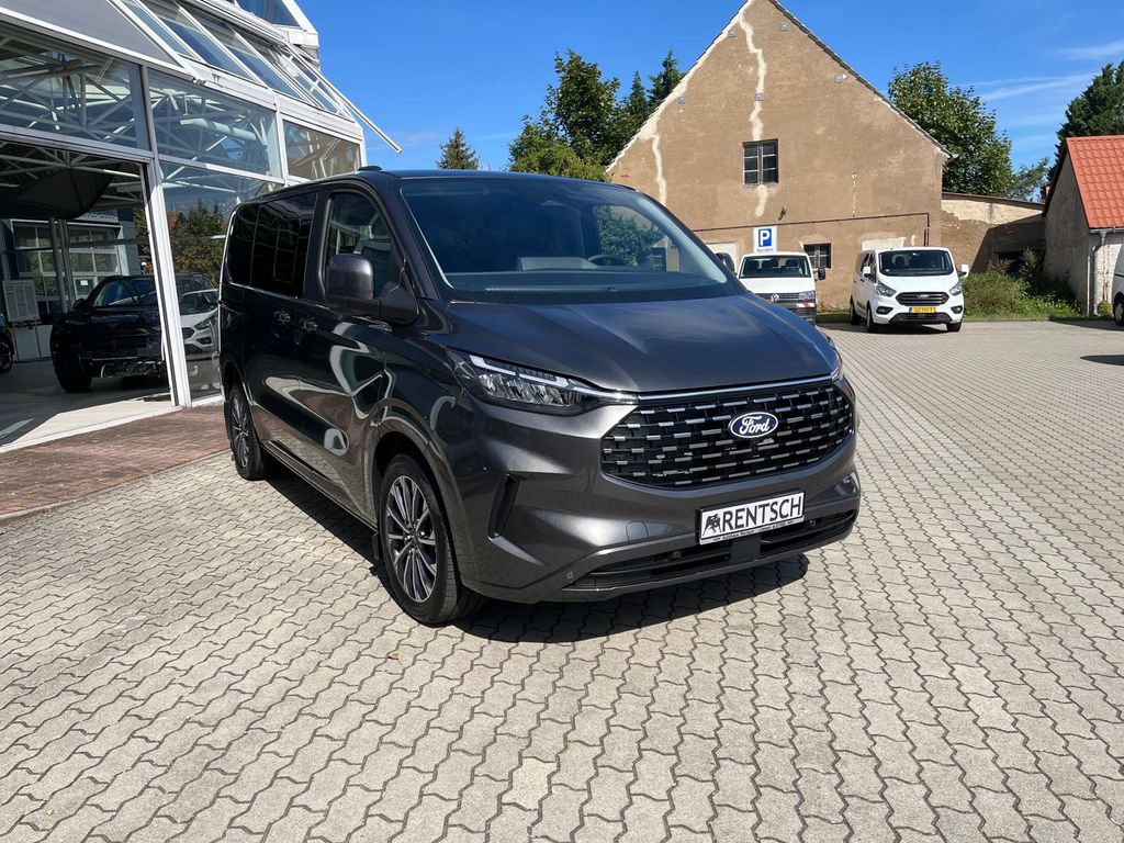 Ford Tourneo Custom 2025