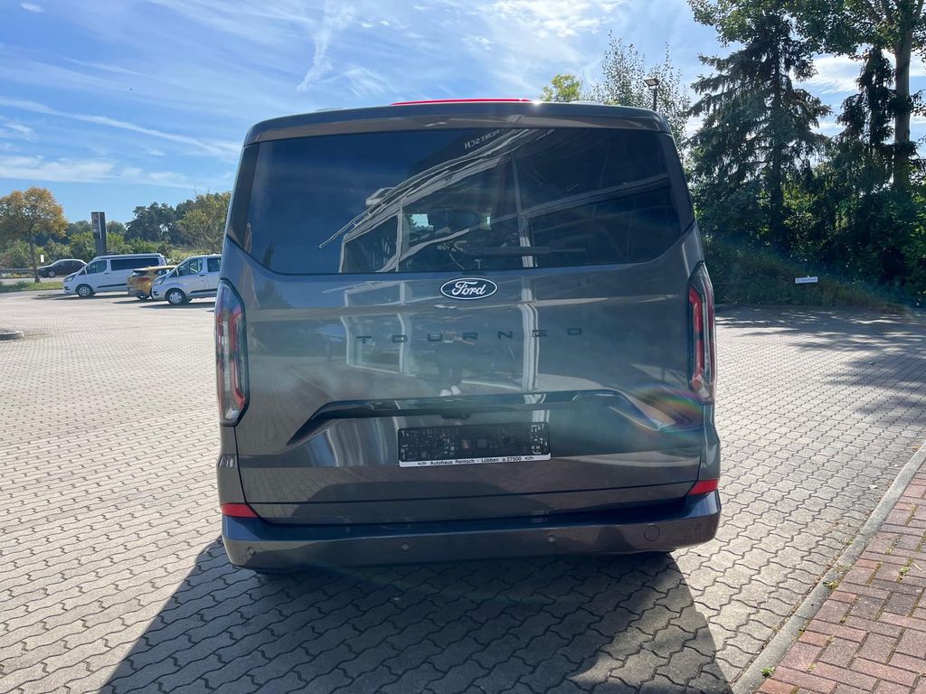 Ford Tourneo Custom 2025