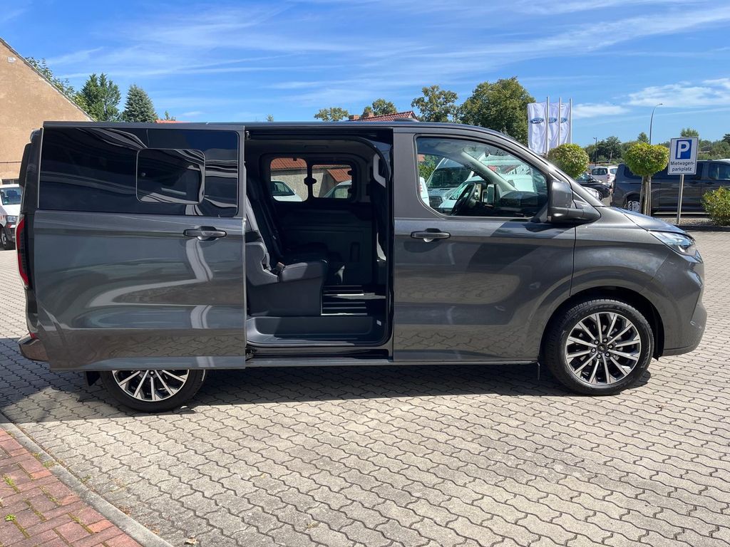 Ford Tourneo Custom 2025