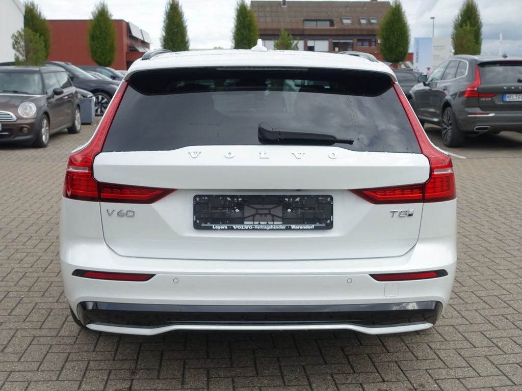 Volvo V60 2025