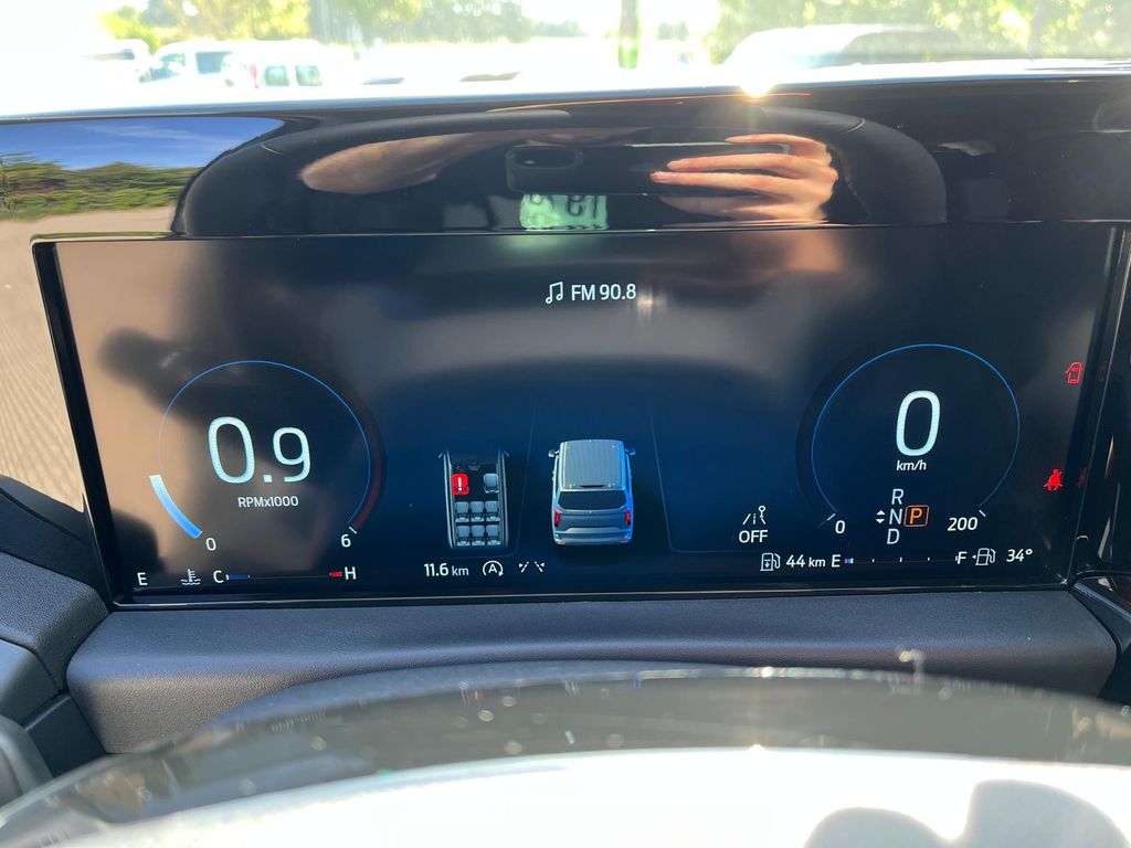 Ford Tourneo Custom 2025