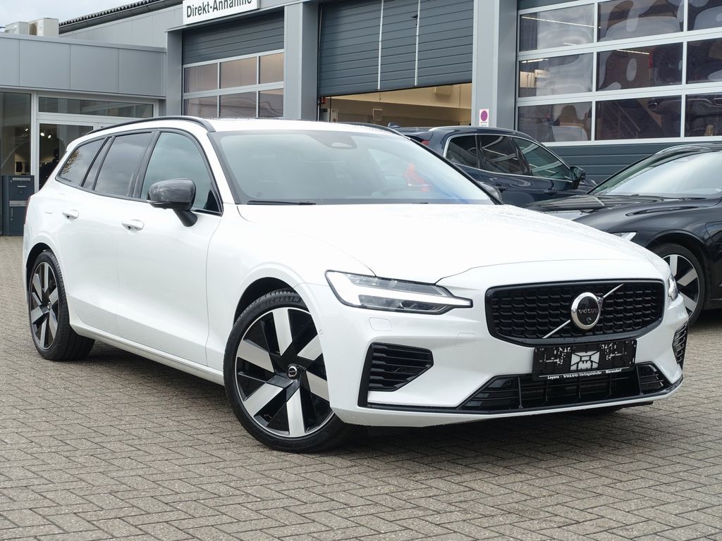 Volvo V60 2025