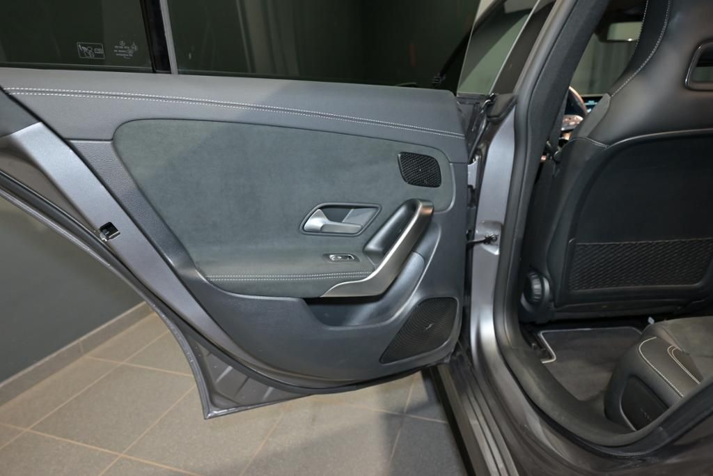 Mercedes-Benz CLA 250 2021