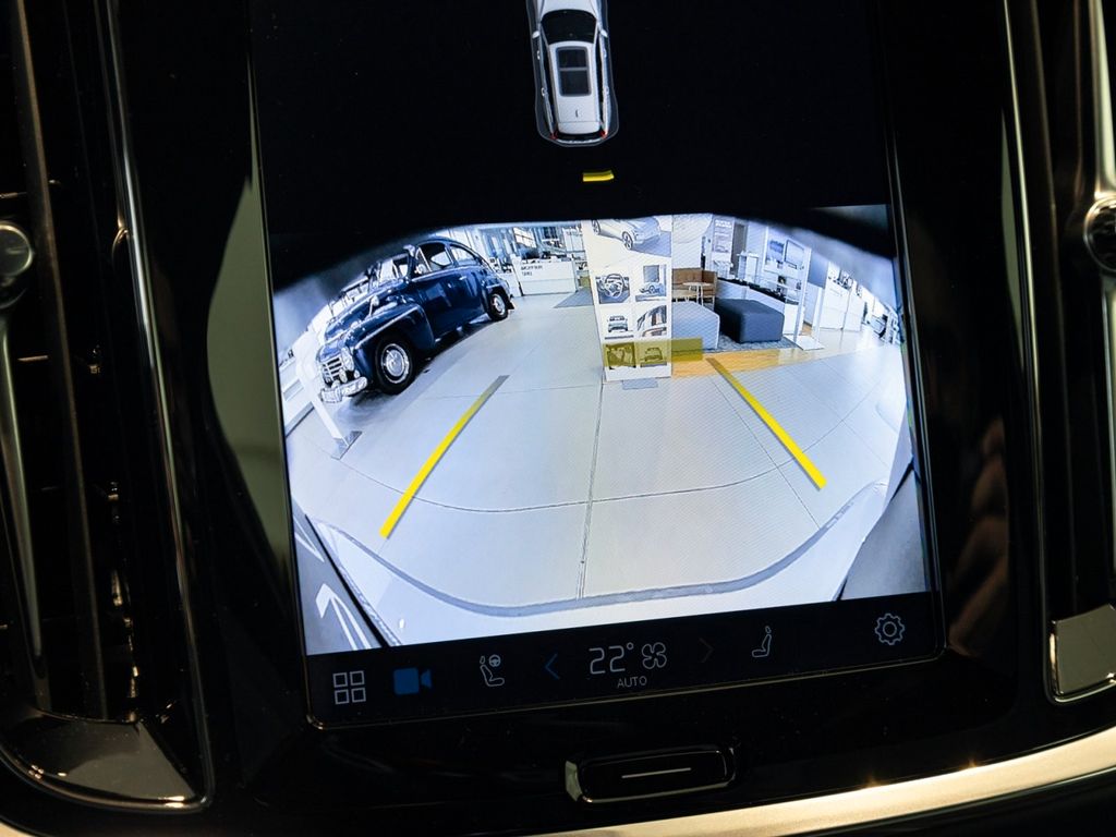Volvo V60 2025