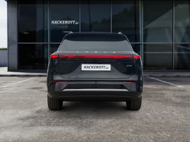 XPENG G9