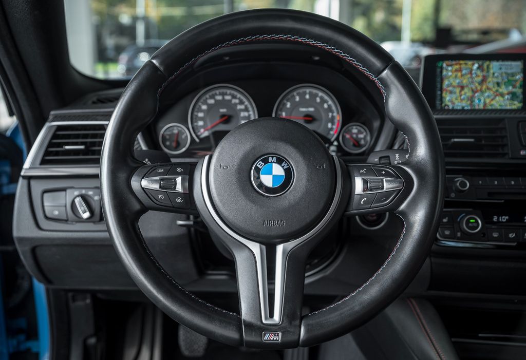 BMW M4 2015